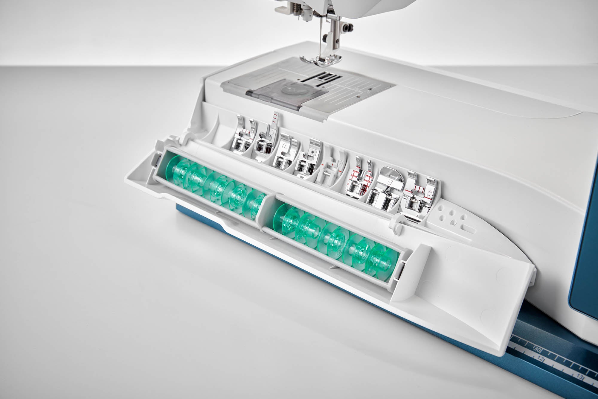 Husqvarna Viking Designer Sapphire 85 Sewing and Embroidery Machine