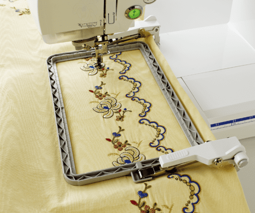 Brother Continuous Border Embroidery Hoop 7x4 for XV/XP Series SABF6000D